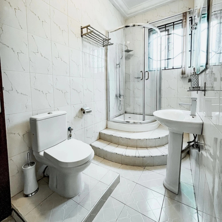Aduk Guest House