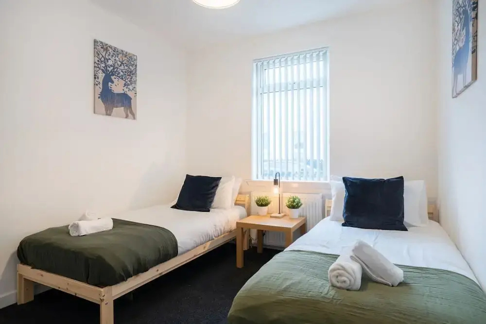 2 Bedroom Apartment-free Parking