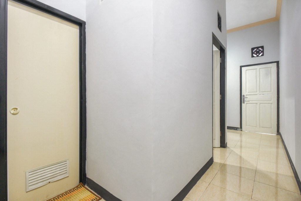 OYO 3399 Gea Guest HouseNearGramedia Mall