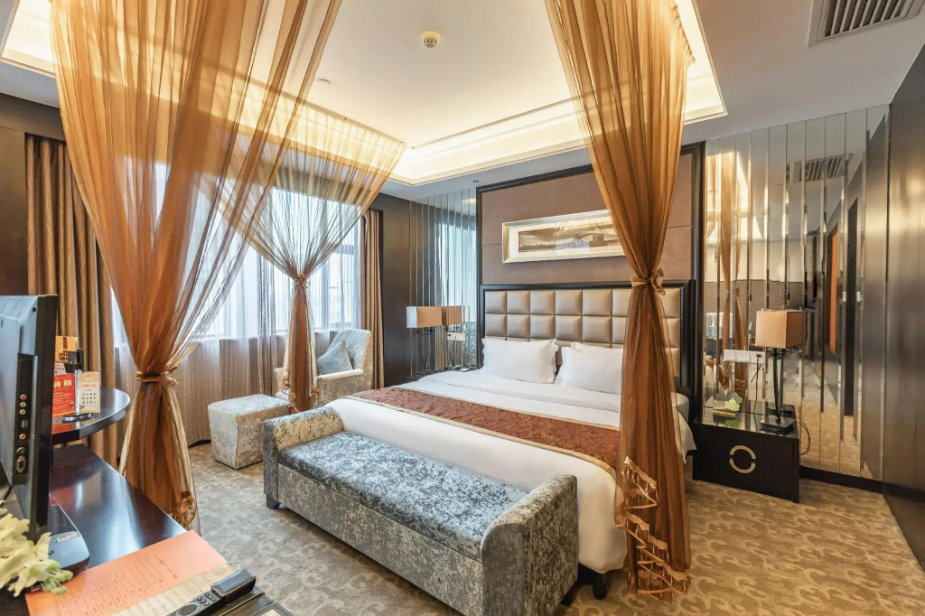 Guomao Hotel
