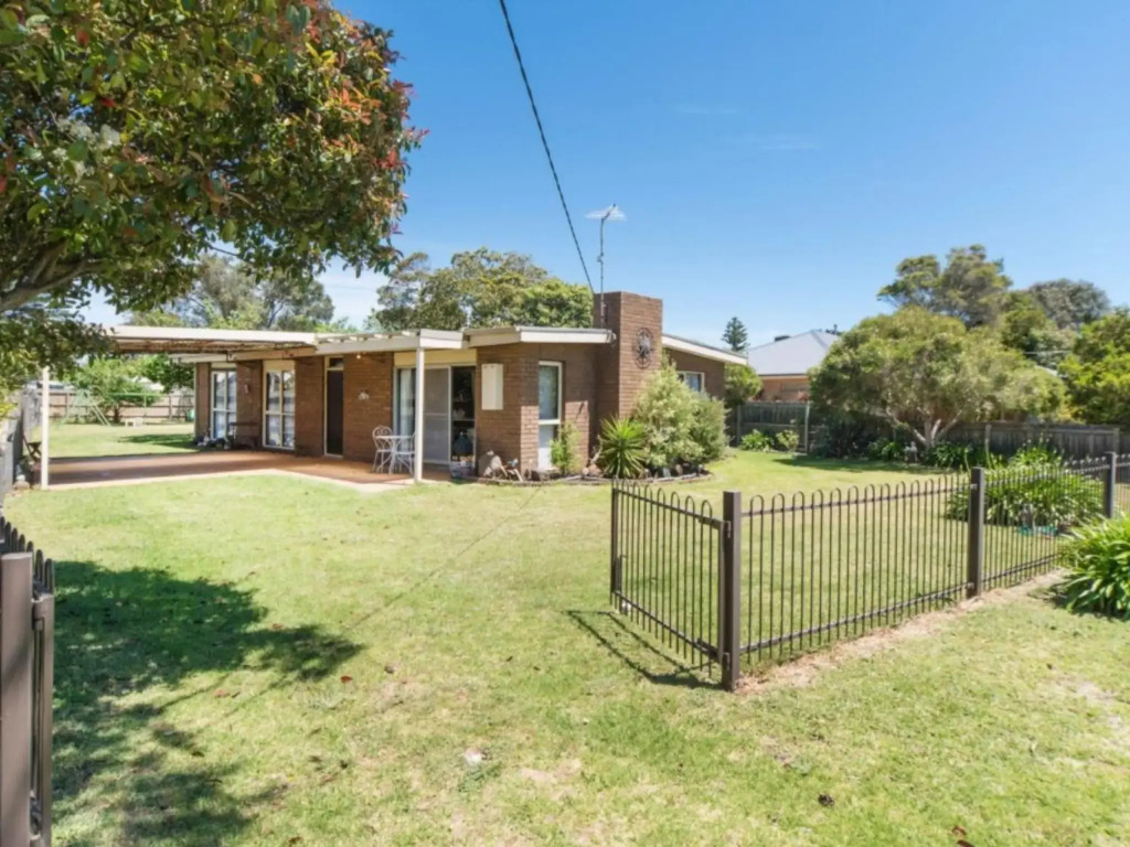 Raymond Cottage
