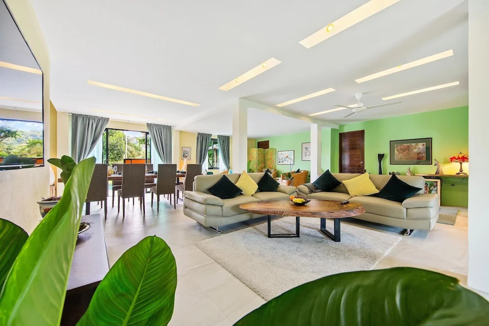 Superb Family Hide-away Four Bedroom Garden Villa With Family Pool