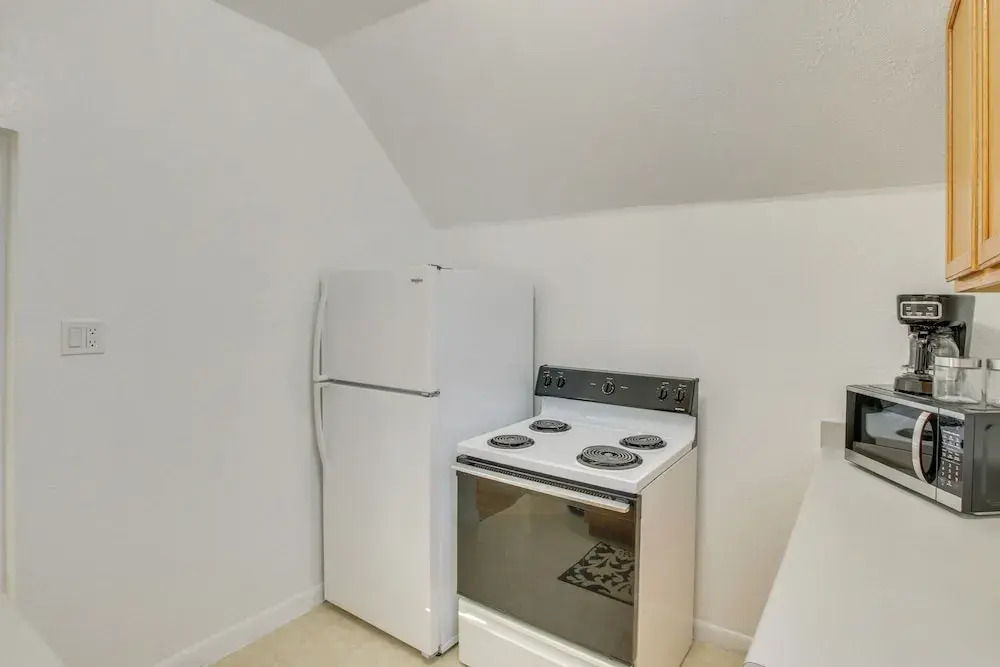 1 Block to Town! Convenient Logan Apartment
