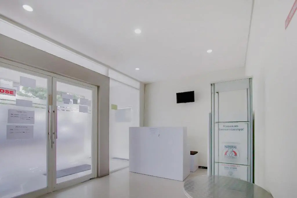 OYO 4004 Vivo Rooms