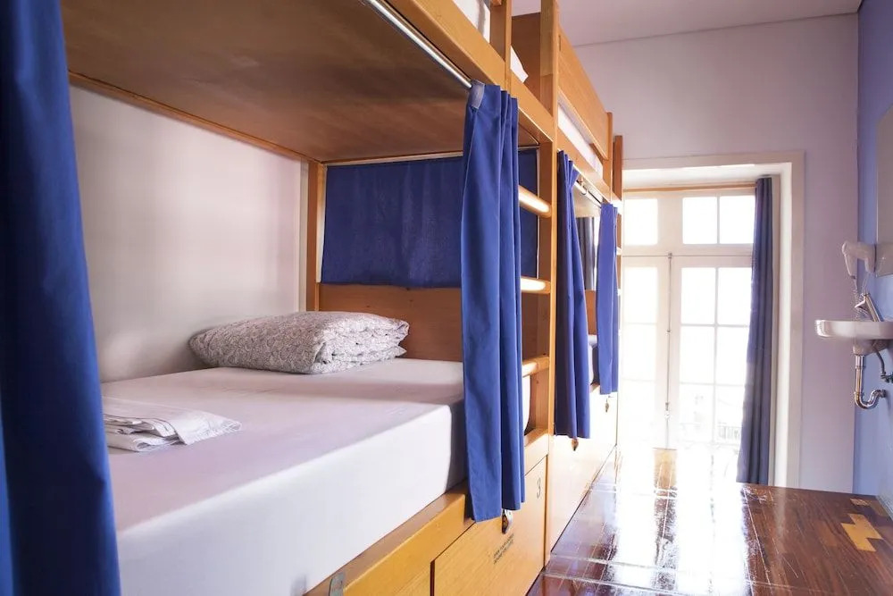 Yes! Porto Hostel