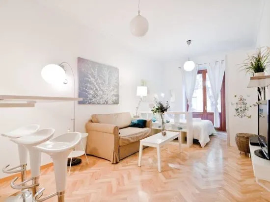 Friendly Rentals Mistral