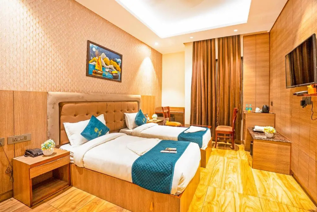 The Riverstone Inn - Near India Expo Centre and Mart