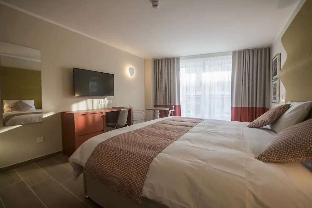 Sea View Hotel