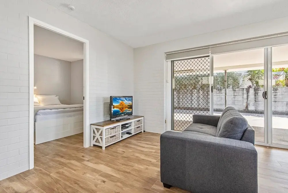 Sea-Hi Beachside Apartment