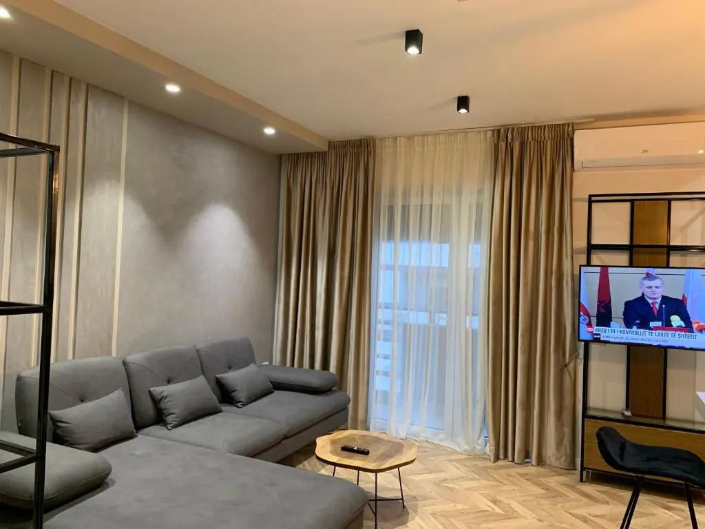 Haris Apartment Tirana no.3