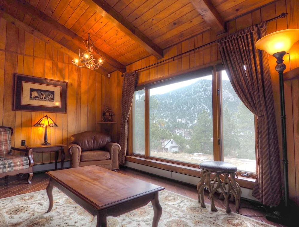 Tatanka Cabin - 3 Br Cabin