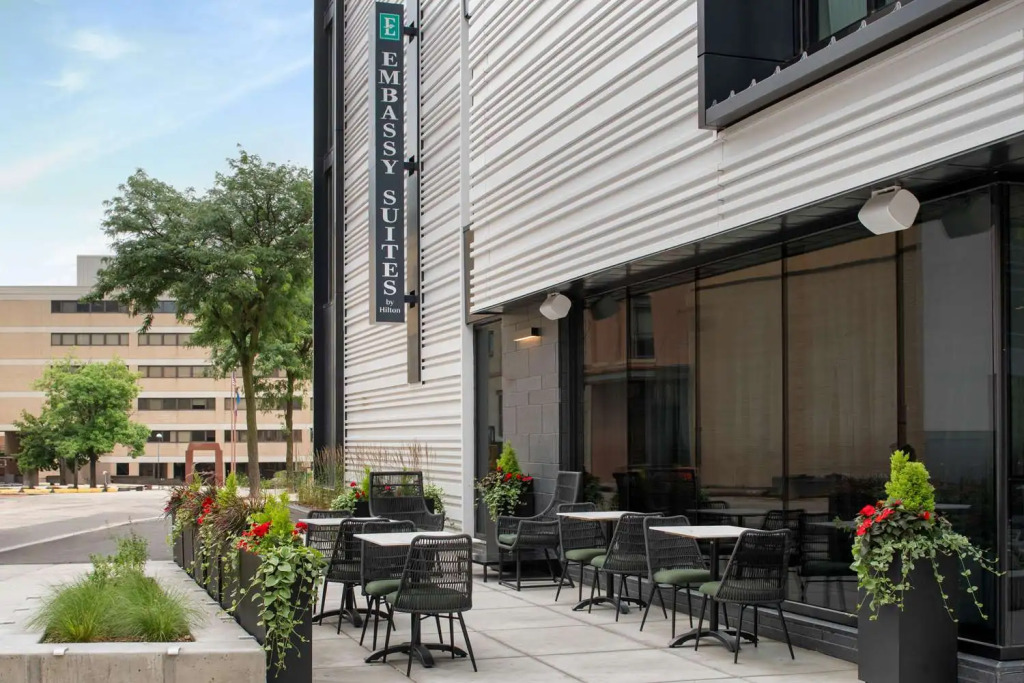 Embassy Suites By Hilton Madison Downtown