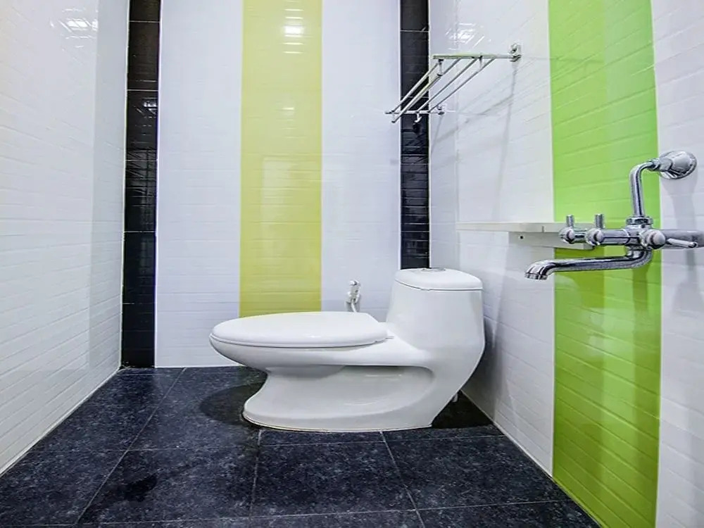 Silver Villa by OYO Rooms