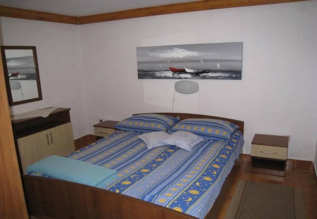 Dvor - 20 m From Beach - A1
