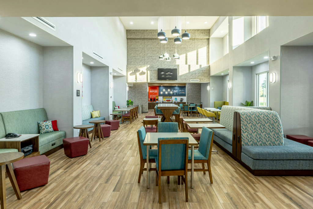 Hampton Inn & Suites Cleburne