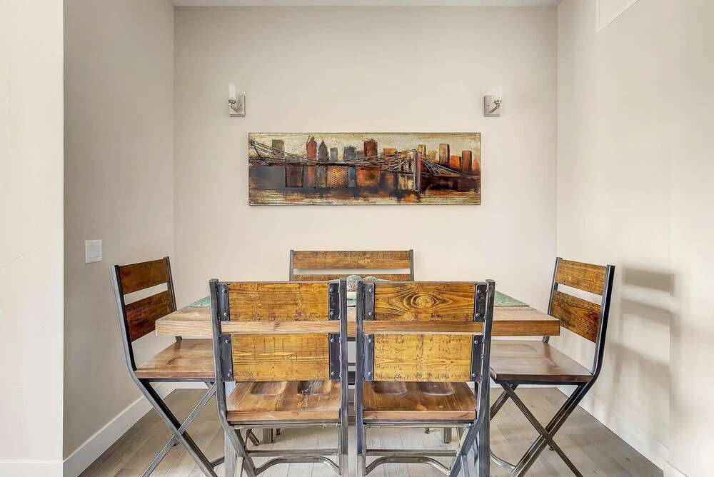 Rino Art Lofts - Modern Rustic Oasis - Sleeps 6