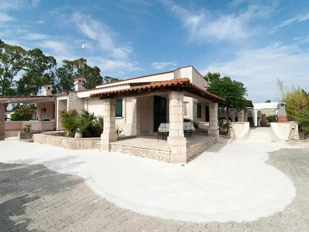 Olimpia Pool Villa