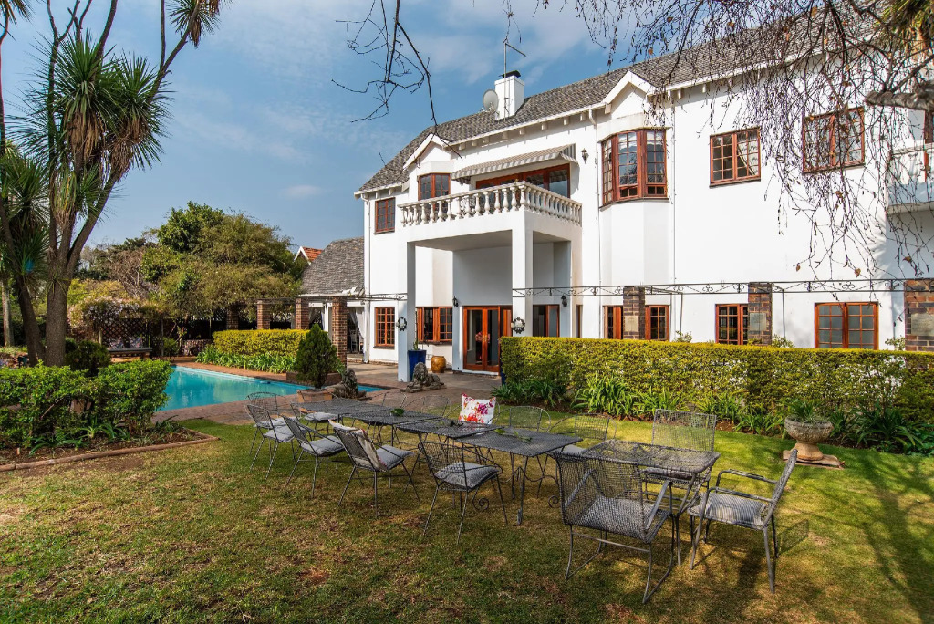 5th Avenue Gooseberry Guest House