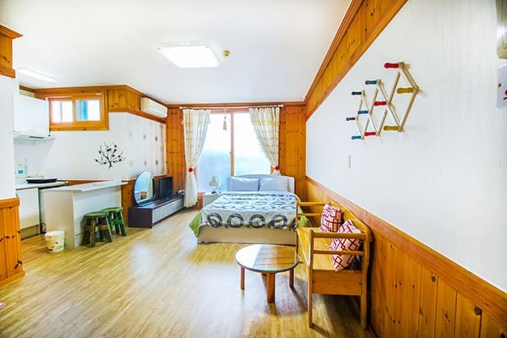 Gangneung When Missing Sea Pension
