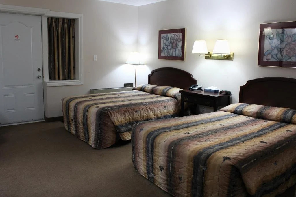 Travellers Inn
