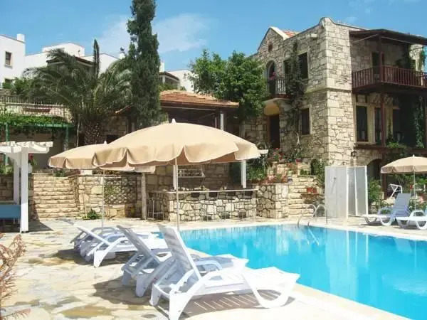 Arhalya Tas Konak