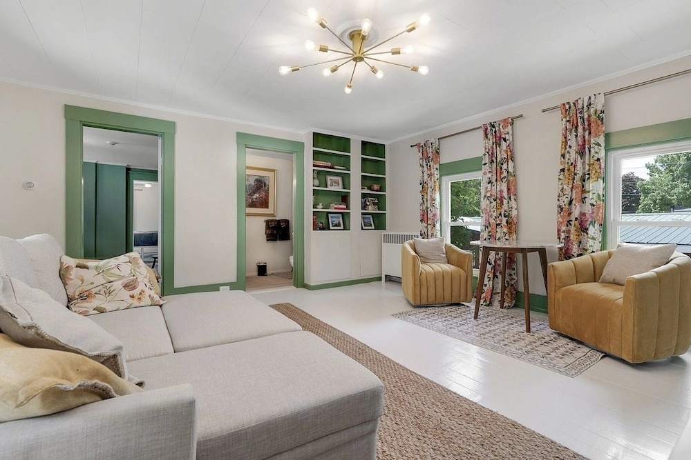 Gage Farmhouse Limit 6 2 Bedroom Apts by RedAwning
