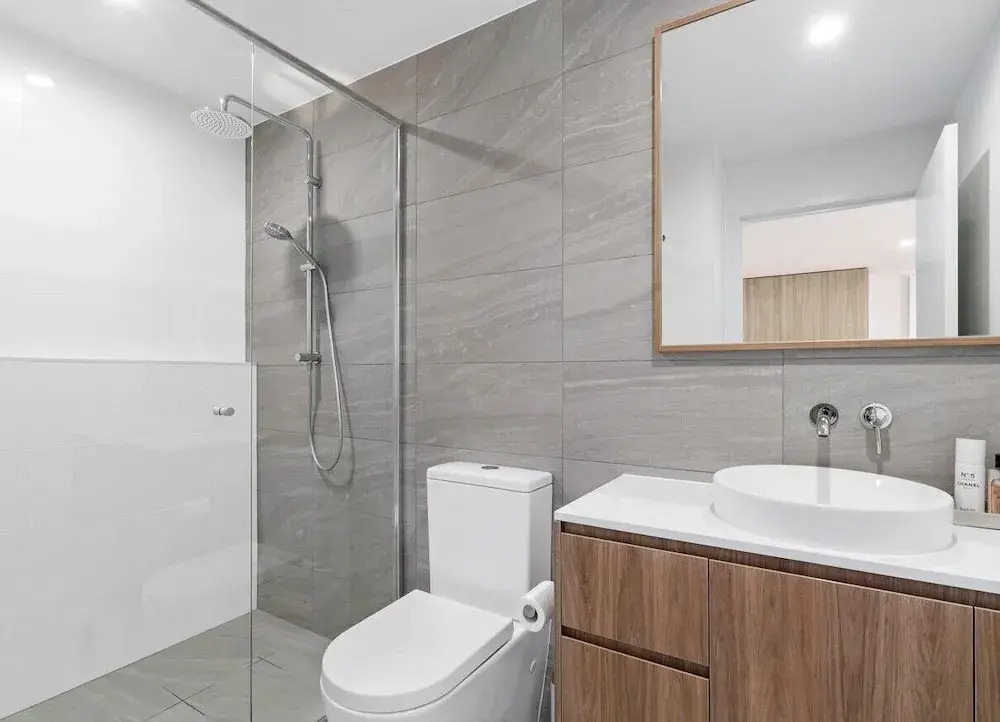 Luxury Palm Beach 1 BDR in The Village