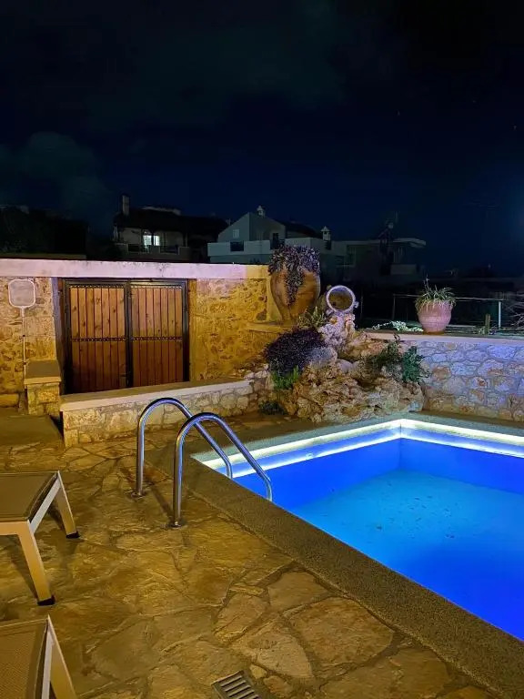 Vertigo Stone Villa - Roumeli Private Pool Escape