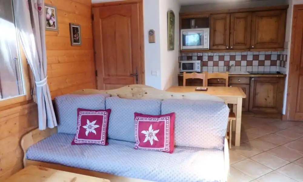 Apartment in Les Allues Near Forest Trails