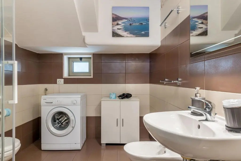 YOUR HOUSE ROOMs 1