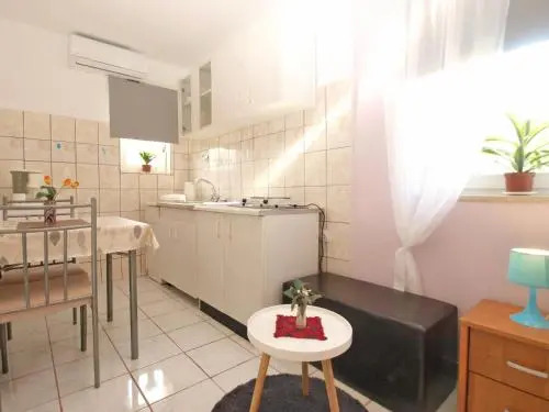 Apartment Josip 1649