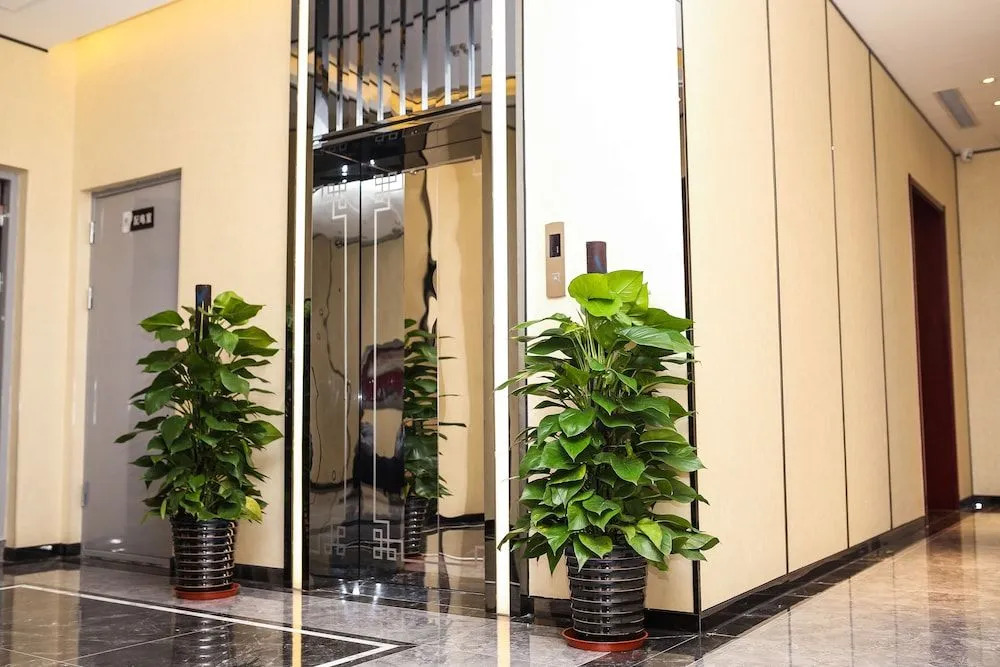 Beijing Venice Holiday Hotel (Shunyi Metro Station)