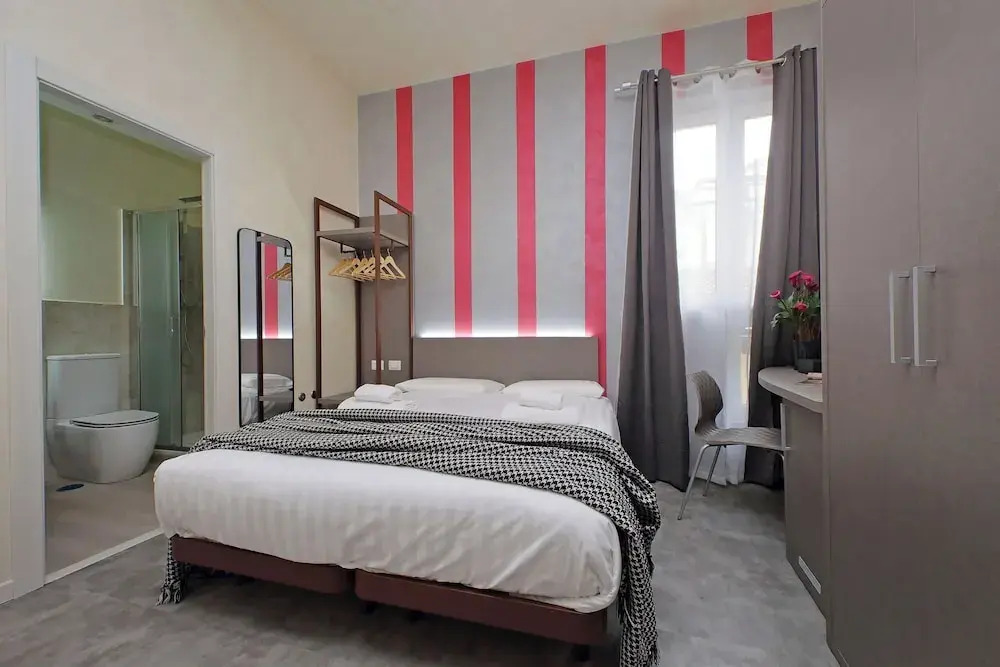 Termini Comfort Rooms by Flatinrome