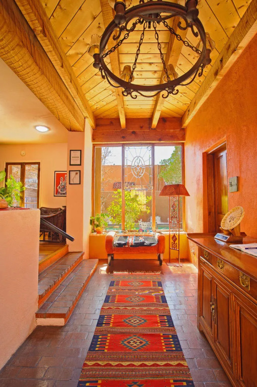 Adobe Rose Inn