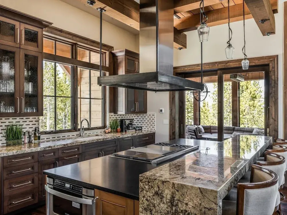 7 Renegade Rd 6 Bedroom Home by Moonlight Basin Lodging