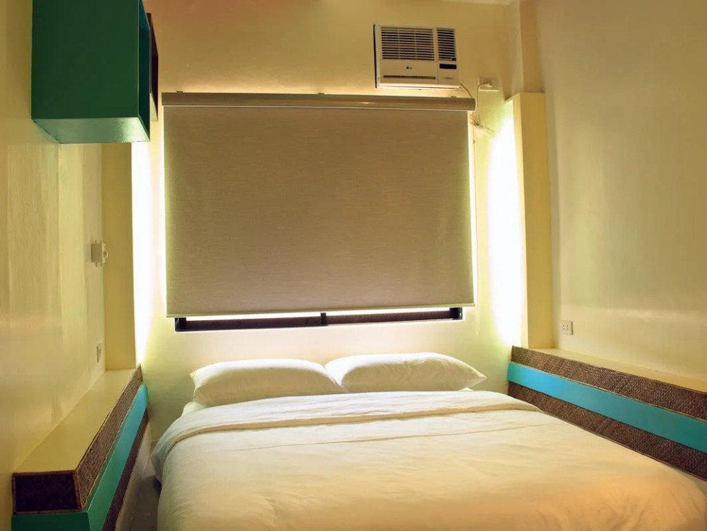 Second Wind Hostel by MNL