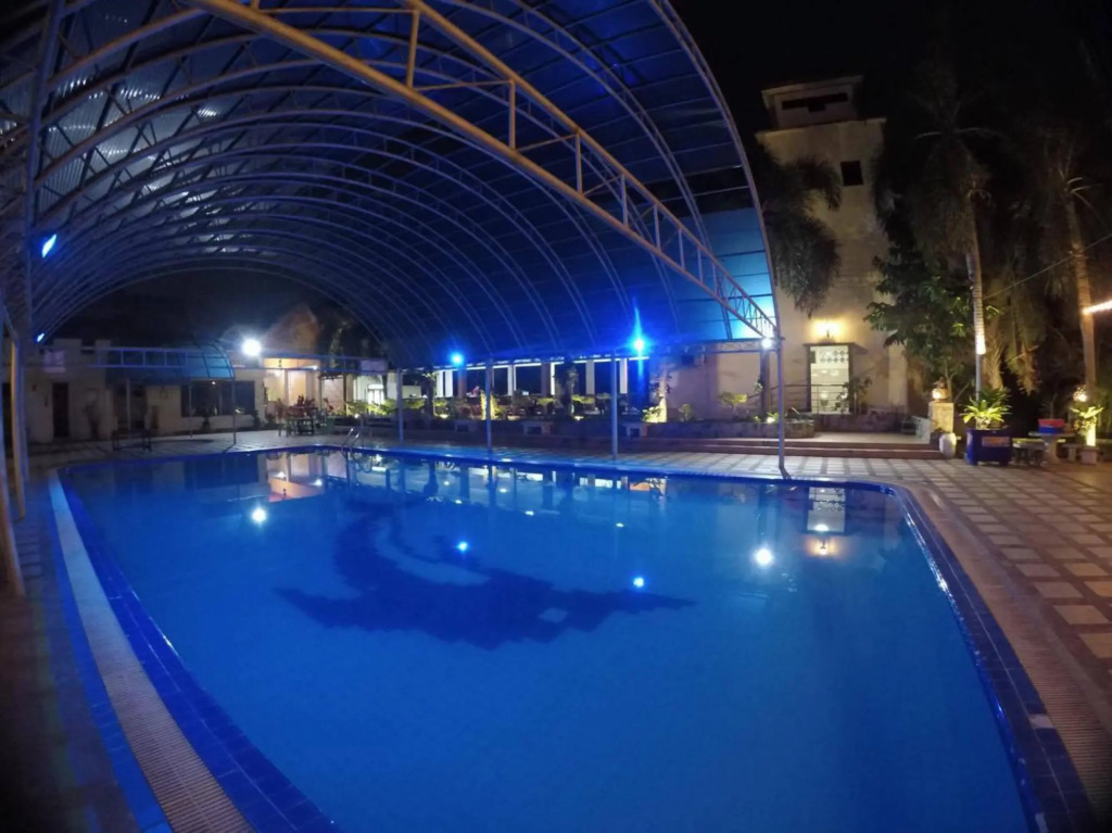 Hotel Golf 19