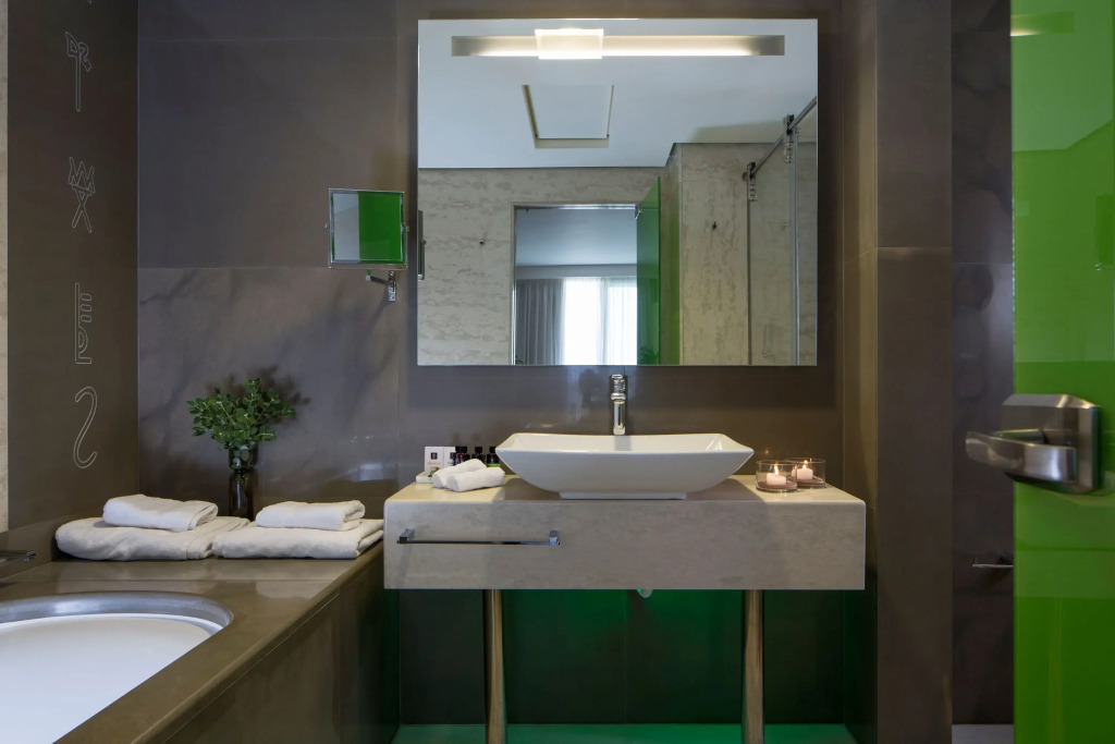 Avra Imperial Hotel