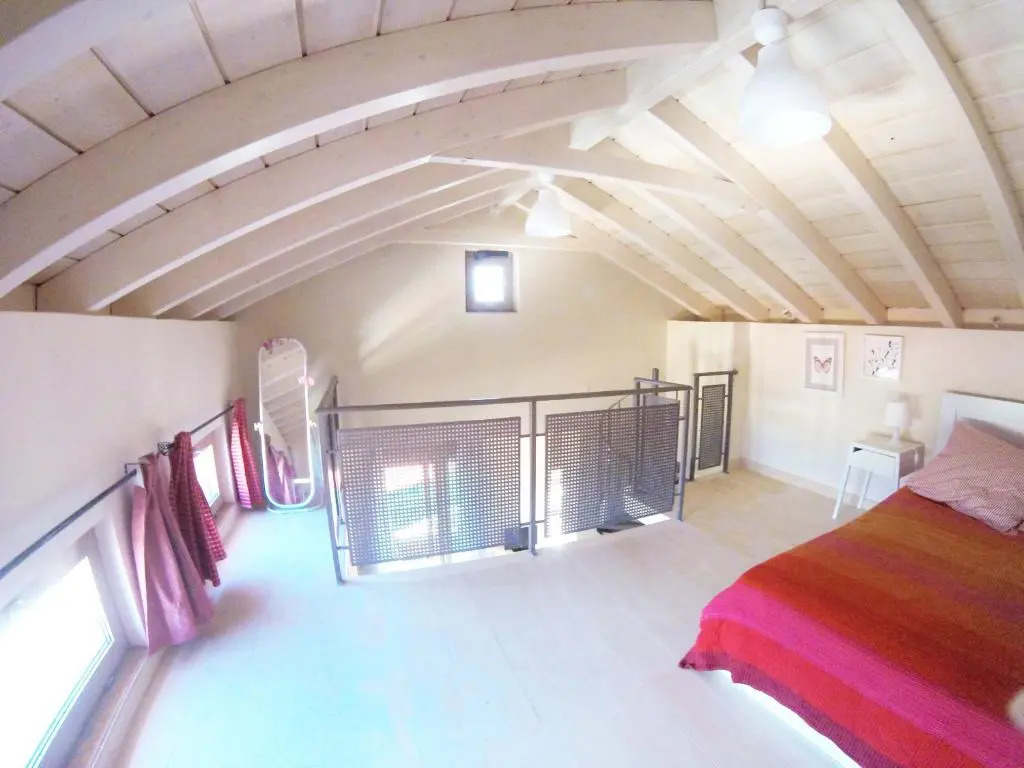 Arapakis Apartment