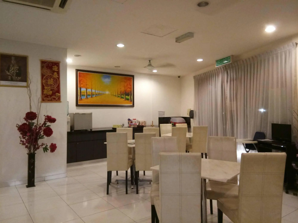 SR Inn