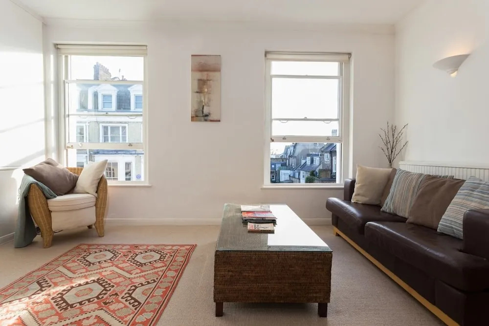 1 Bedroom Apartment in Notting Hill Accommodates 2