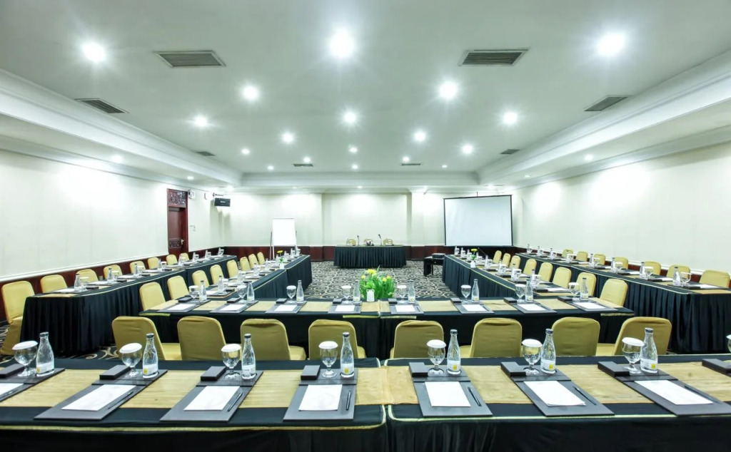 Singgasana Hotel Surabaya