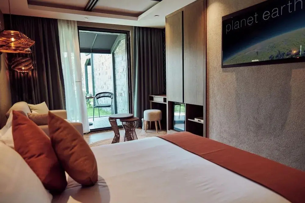 Parmos Otel