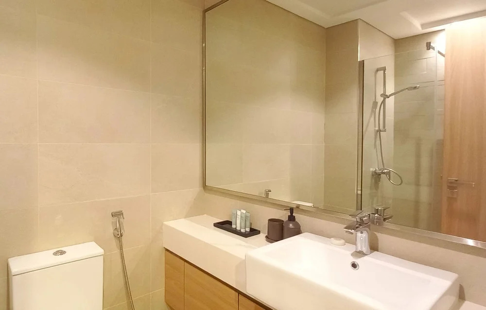 Greek View Studio Farhad Azizi Residence Al Jaddaf