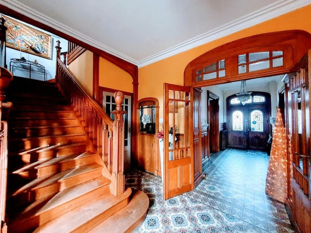 La Villa des Roses Gîte Chambres dhôtes Piscine chauffée