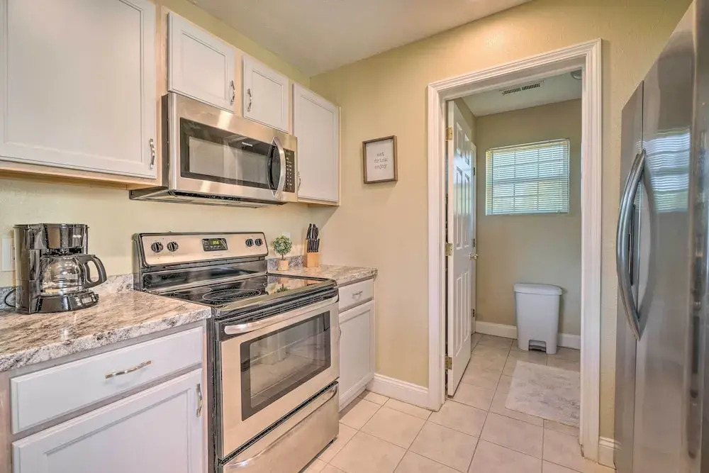 1 Block to Branson Strip: Condo w/ Views & Pool!