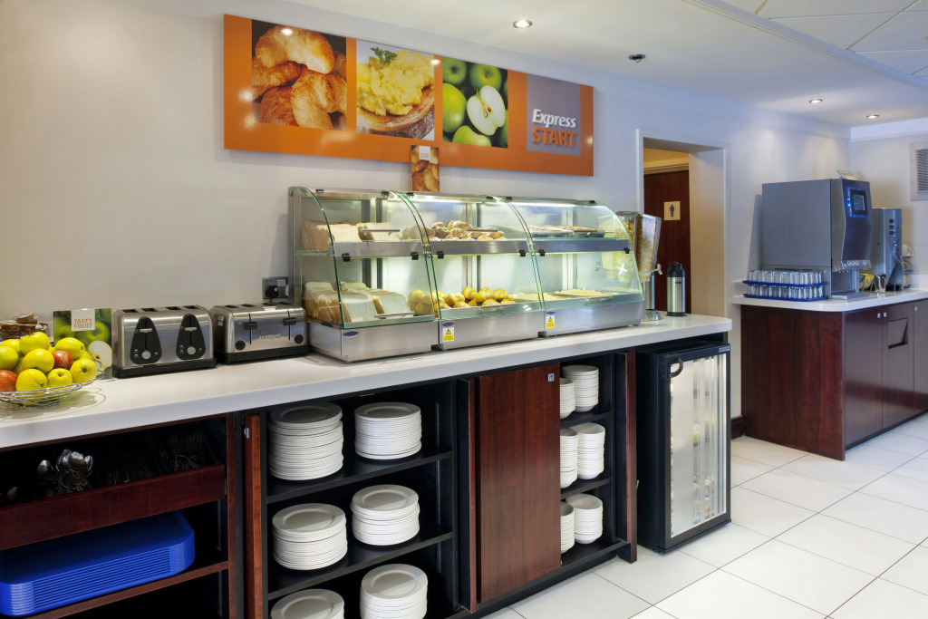 Holiday Inn Express Leeds-East by IHG