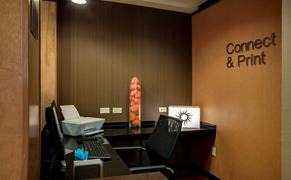 Fairfield Inn & Suites Lake City