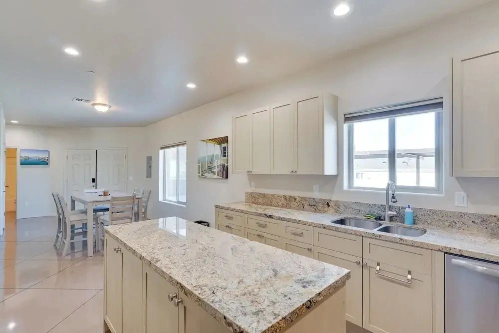 Desert Escape Near Lake Havasu & London Bridge