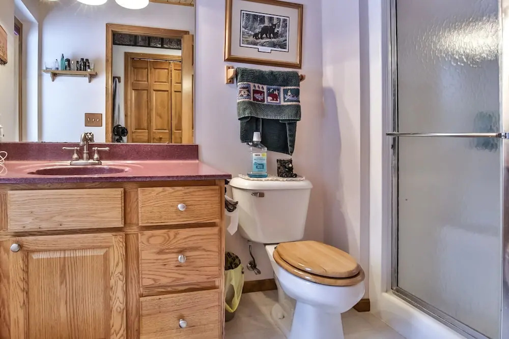 Pickerel Point Executive - 5 Br Home